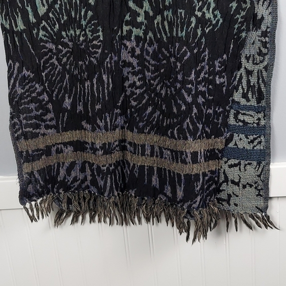 Woven Tie Dye Pattern Scarf with Fringe - Picture 2 of 4